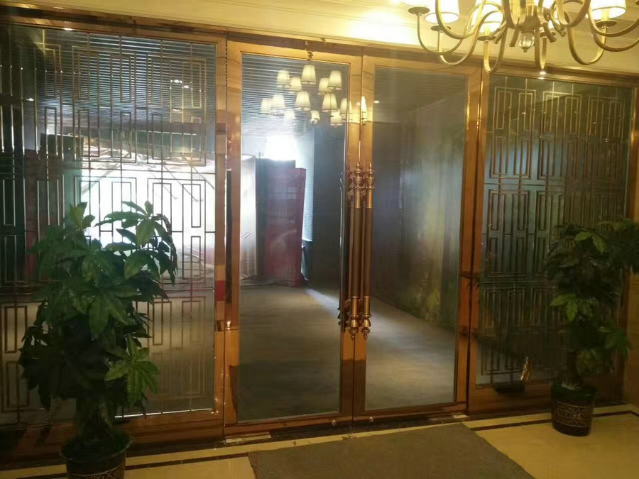 移门